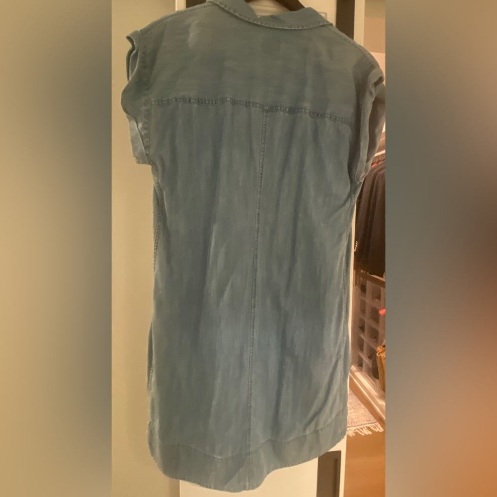 Dress - Picture 3 of 3